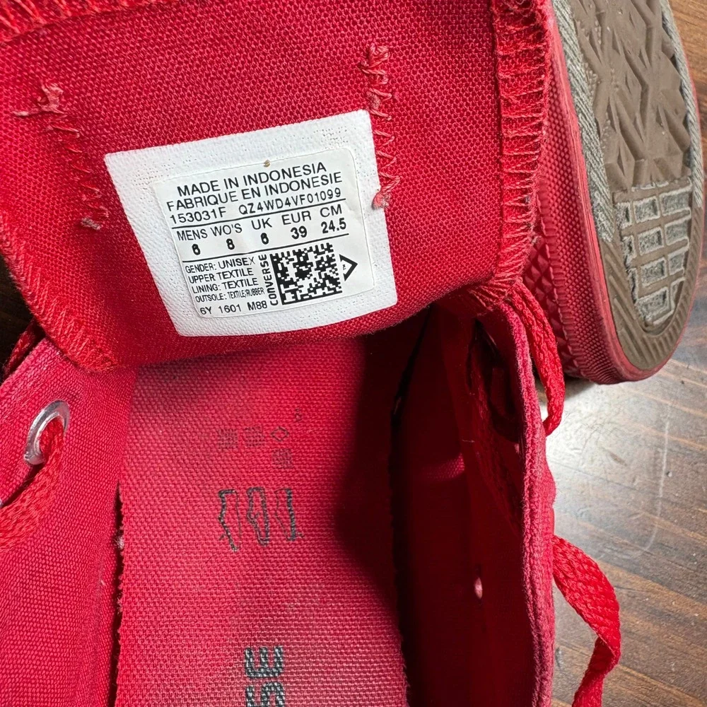 Converse Shoes Mens 6 Womens 8 Red Chuck Taylor All Star Monochrome Low Top - Picture 10 of 10